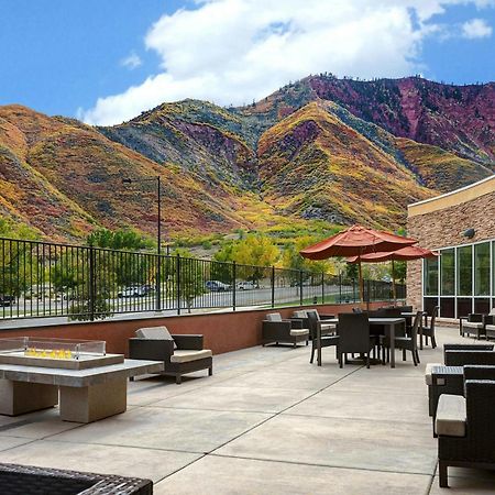 Courtyard By Marriott Glenwood Springs Hotel Exterior photo